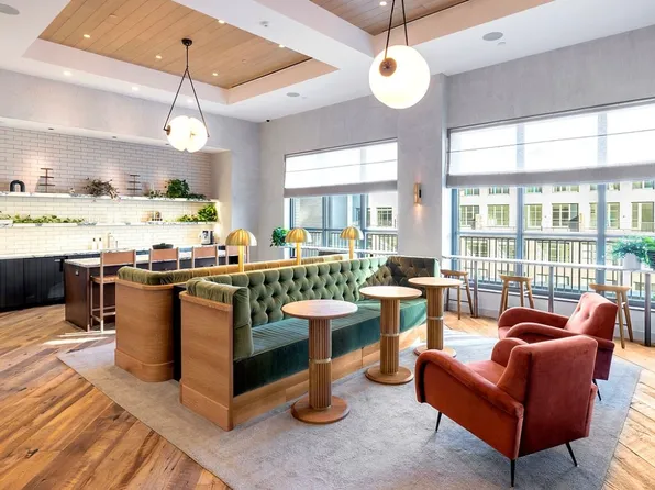 180 Front Street image 24 of 37