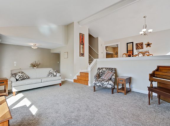 5th image of 8124 Bayhill Ct