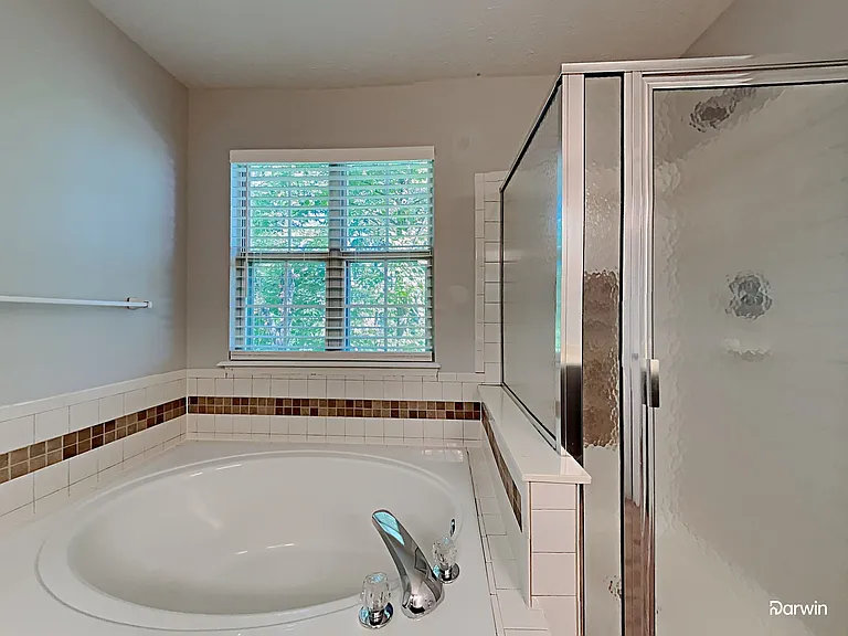 6271 Valleyview Dr — Photo 10