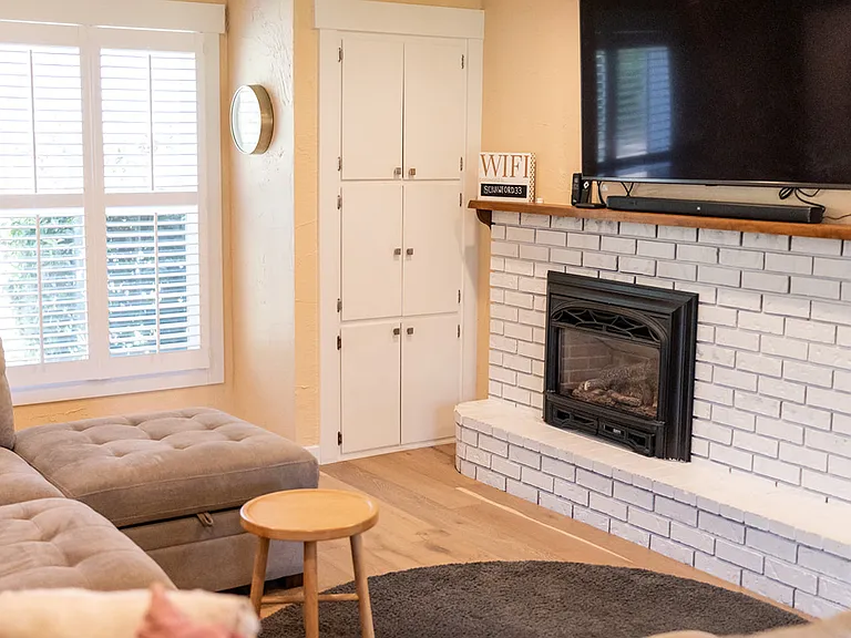 1530 Acacia Dr S — Photo 26