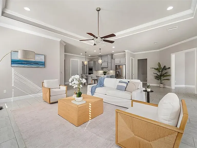 3335 SW 115th Ter — Photo 4