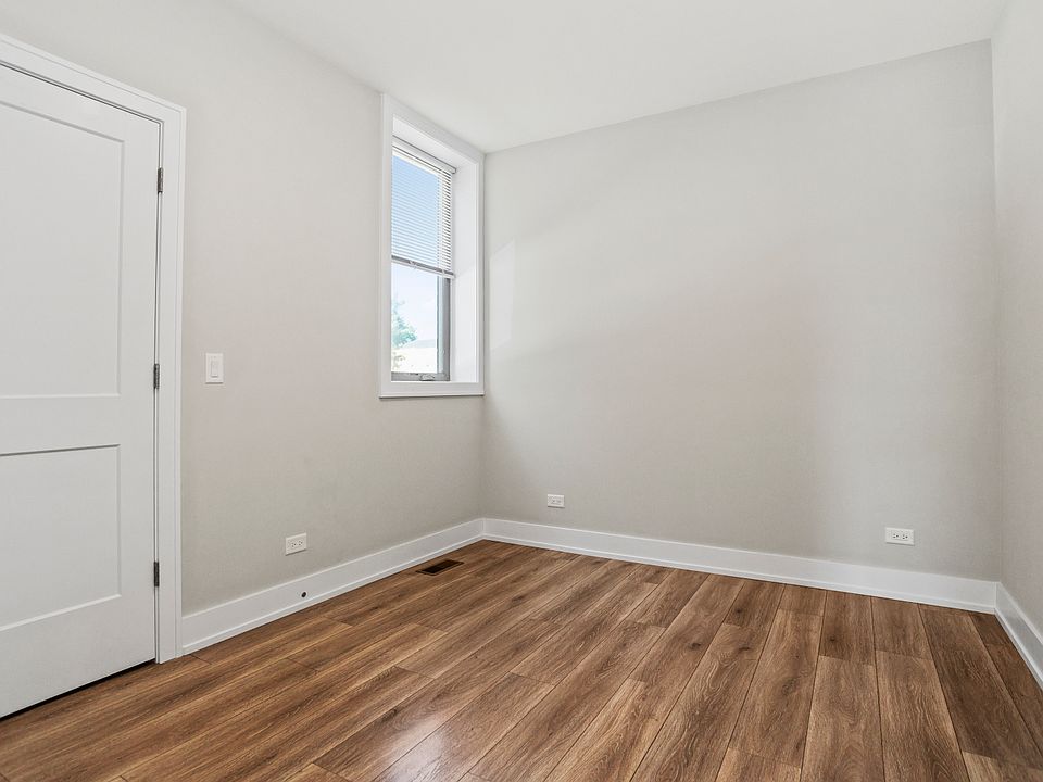 1st image of 2643 W Lawrence Ave #1S