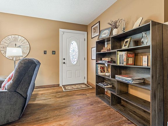 5th image of 6271 Country Vale Ln