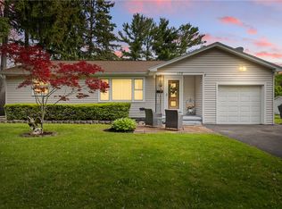 170 Impala Dr, Rochester, NY 14609