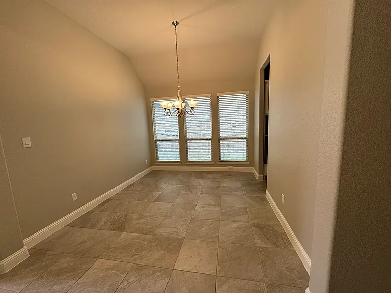 6705 Bermuda Ave — Photo 6
