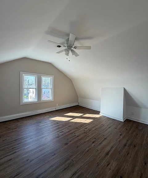 539 Jefferson Ave — Photo 14