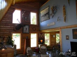 65 Lander Mountain Rd, Lander, WY 82520