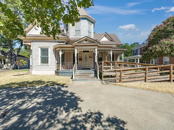 504 W Knox St, Ennis, TX 75119