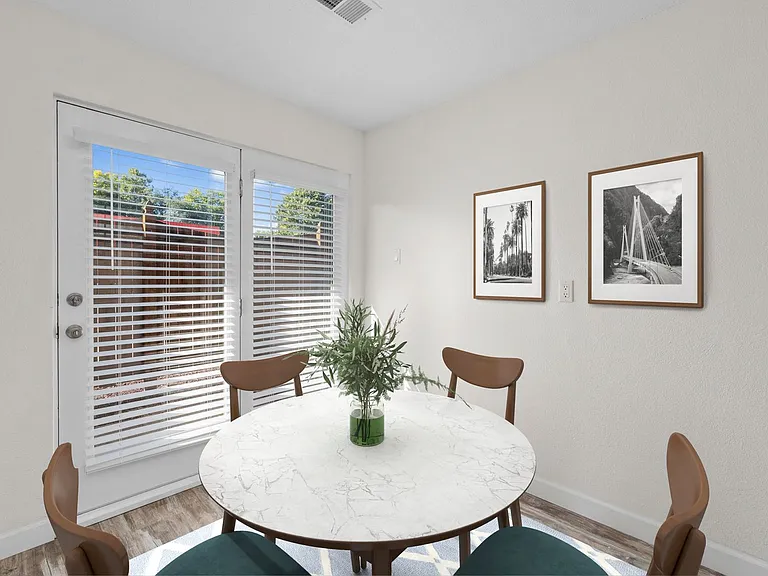 Villa Roma Apartments — Photo 31
