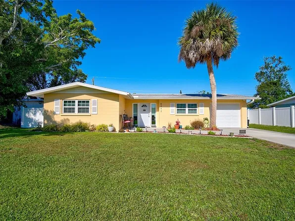 6242 Nutmeg Ave, Sarasota, FL 34231