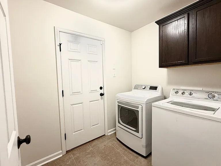 15390 Eaglestone Dr — Photo 9