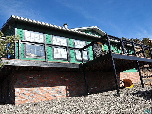 3rd image of 25 Bluff Rd