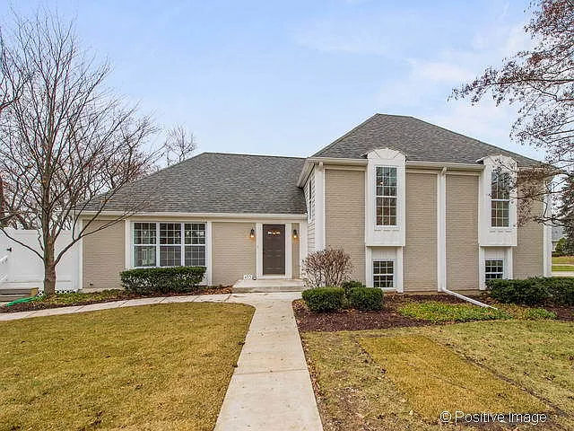 455 Sunset Ct photo 1