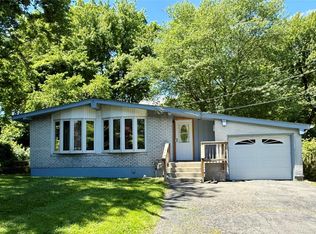 123 Helene Rd, Valley Cottage, NY 10989