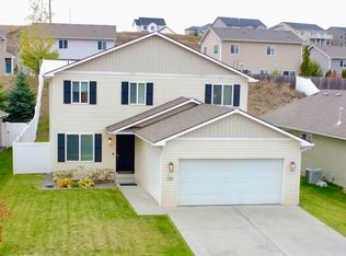 1345 SW Lost Trail Dr, Pullman, WA 99163