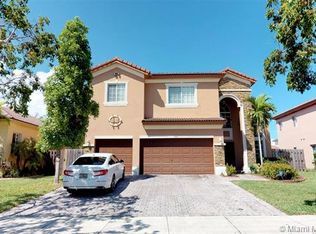 9467 SW 222nd Ln, Cutler Bay, FL 33190