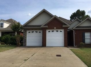 120 Brittany Dr S, Elmore, AL 36025