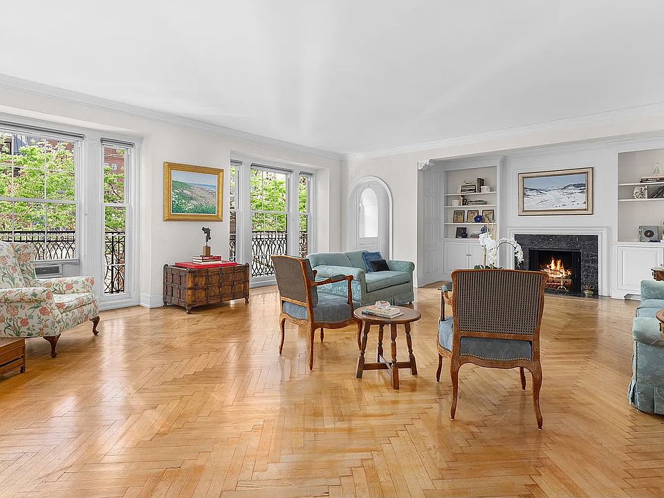 1st image of 136 E 79th St #6B