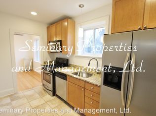 5826 N Ridge Ave, Chicago, IL 60660