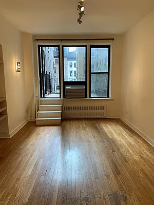 Rented by Douglas Elliman | media 18