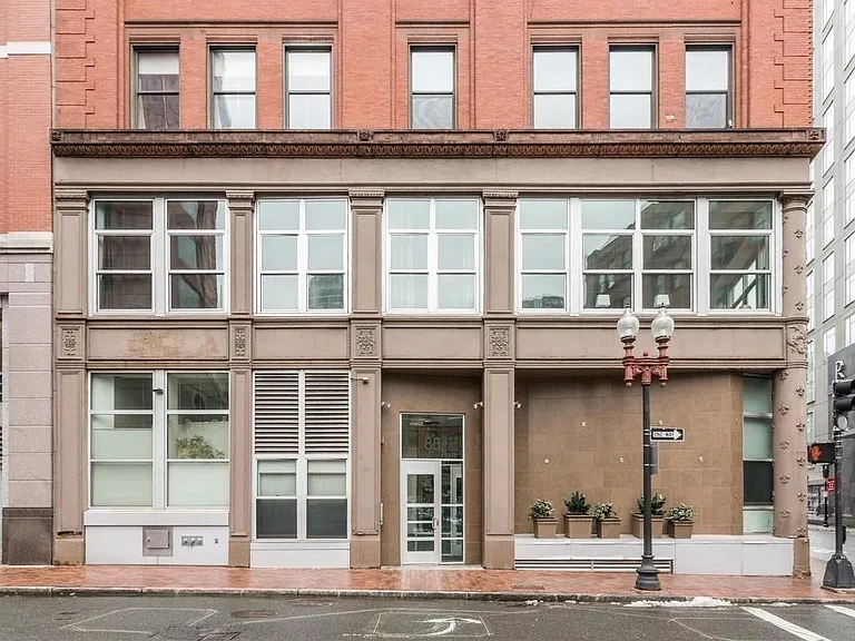 88 Kingston St #2F — Photo 9