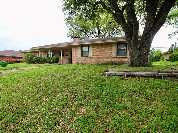 3rd image of 816 Vince Ln