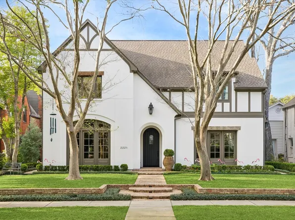 2228 Dunstan Rd, Houston, TX 77005
