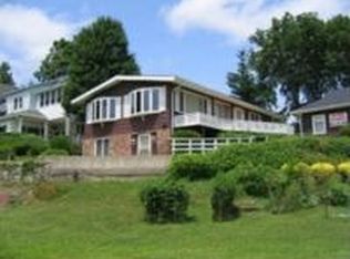665 Ottawa Ave, Ottawa, IL 61350
