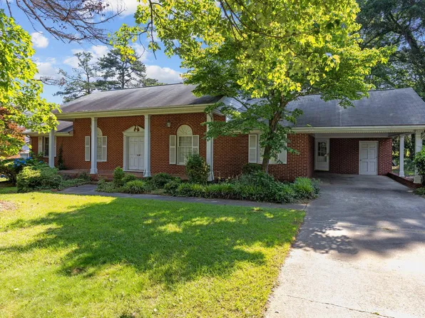 119 Donald Ross Dr, Raleigh, NC 27610