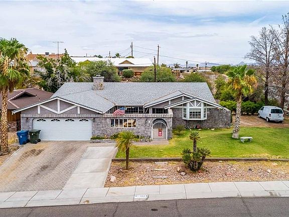2nd image of 2564 Country Club Dr