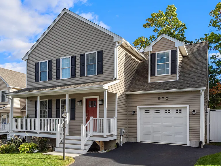 4 Cherry Blossom Cir — Photo 2