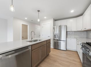 908 Indiana Ave #11, South Haven, MI