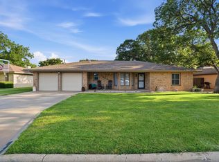 223 E 27th St, Littlefield, TX 79339