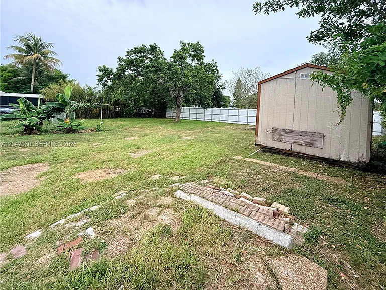 26741 SW 139th Ave #B — Photo 9