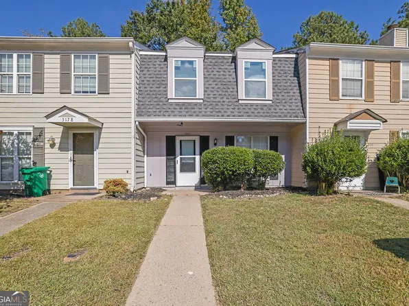 3180 Shadow Walk Ln, Tucker, GA 30084