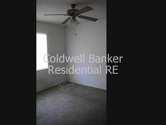 4th image of 705 Lakehurst St