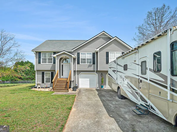 1218 Cabots Ln, Auburn, GA 30011
