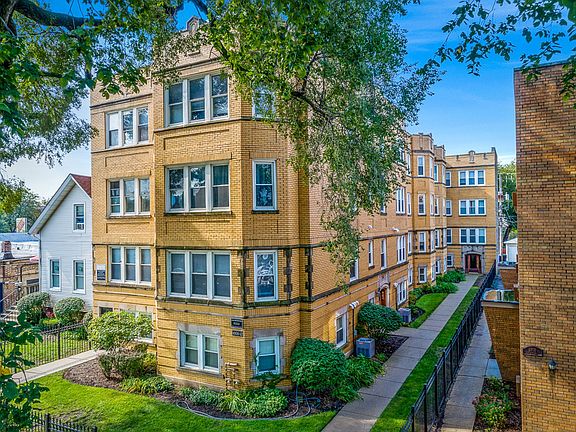 2nd image of 4808 N Paulina St #4810-2E