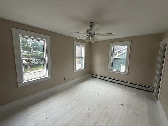2nd image of 182 Grove St