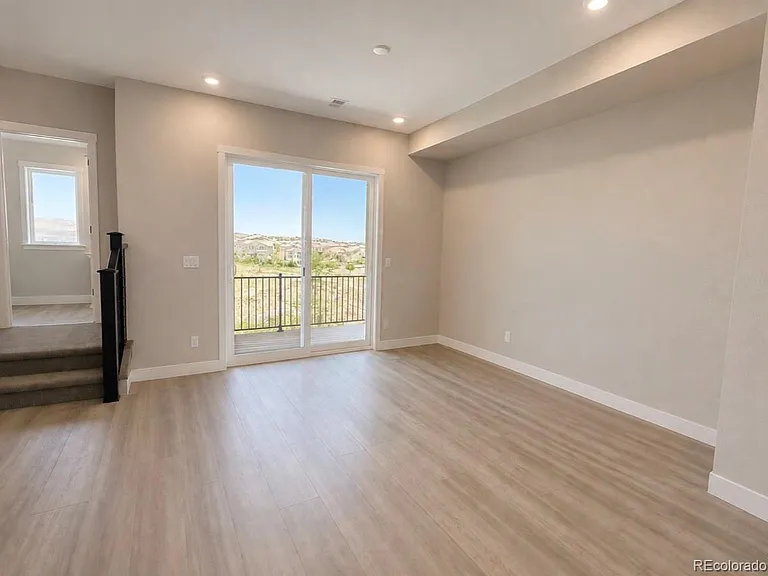 2275 S Poppy St — Photo 5