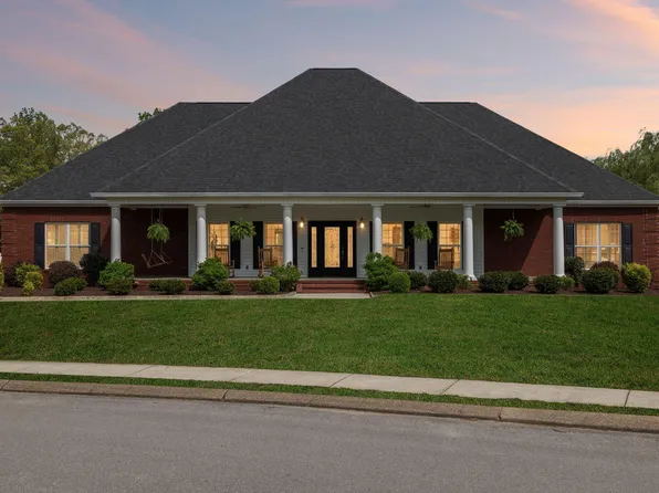 940 Brandy Way, Soddy Daisy, TN 37379