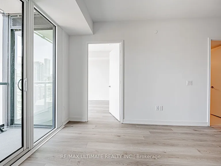 158 Front St E #1211 — Photo 13