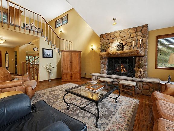 5th image of 2210 Juniper Court