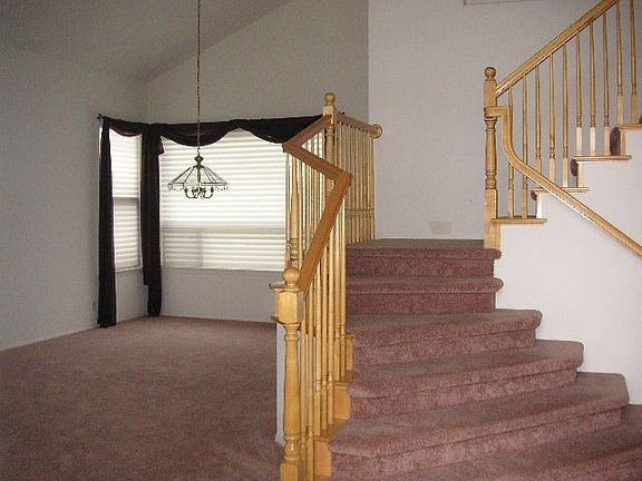 4th image of 2381 Moonridge Cir