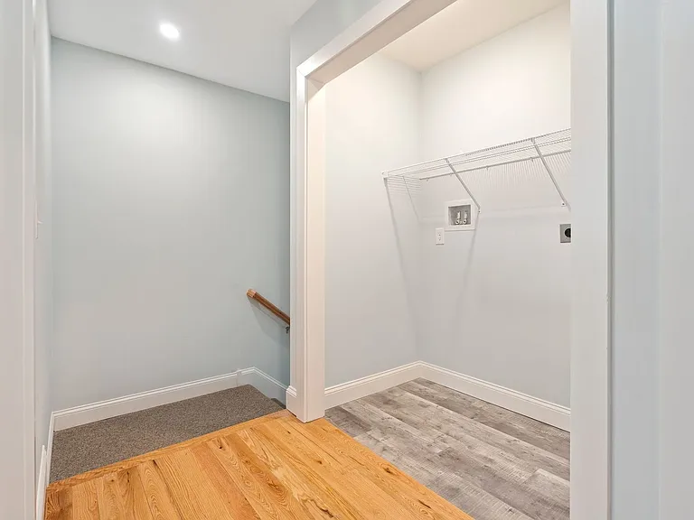Paul's Place — Photo 38