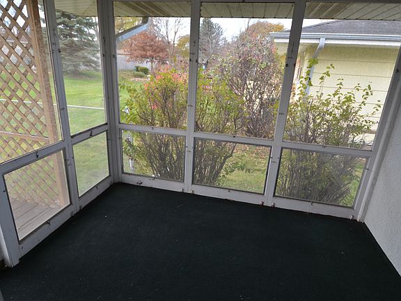 Screened Back Porch