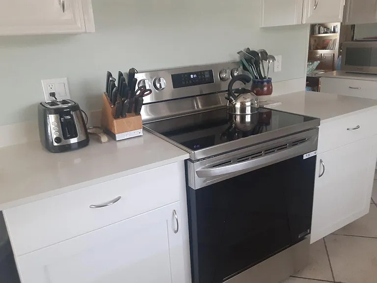 Brand new stove/oven