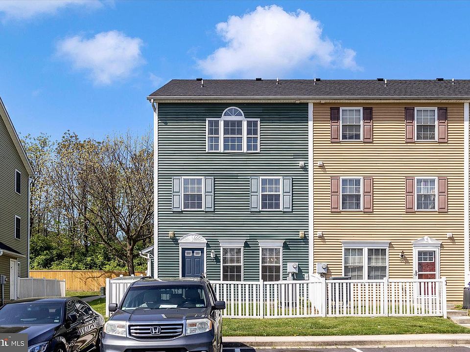 1st image of 126 N Altamont Ave