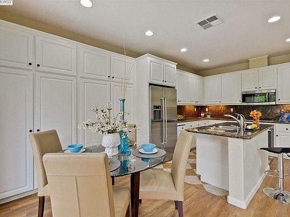 5th image of 34533 Mahogany Ln