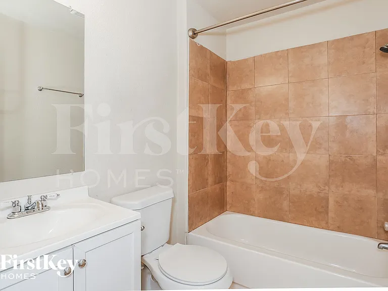 5334 Hazelgrove Dr — Photo 13